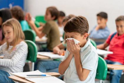 Pharmacist warns against ‘Kissmas’ as pandemic immunity gap causes surge in bronchiolitis