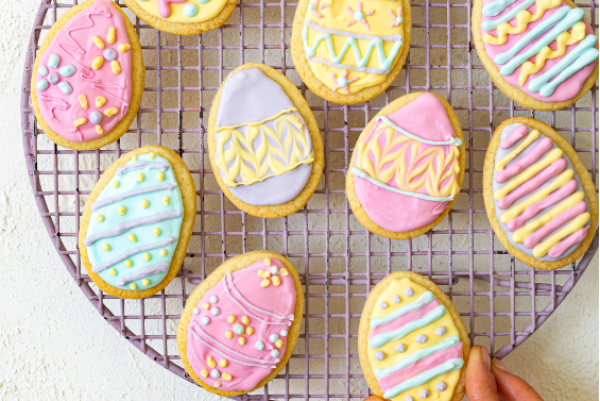 Heres a recipe for Easter Sugar Cookies that your kids will love