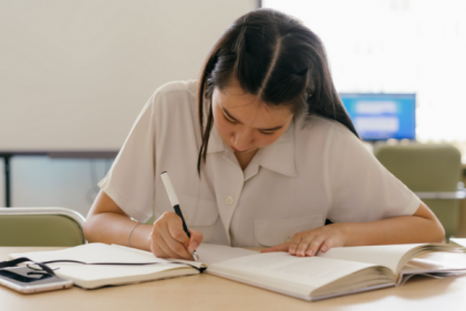 Helpful ways to encourage your teen to study ahead of upcoming exams