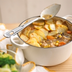 Warming chicken hot pot