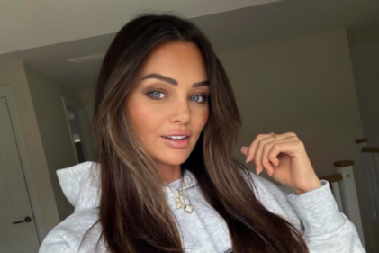 Kendall Rae Knight appeals to fans for advice as she reaches halfway point of pregnancy