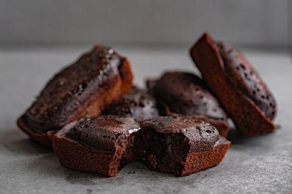 Weekend Baking: This recipe for thin mints is the best chocolatey, vegetarian treat!