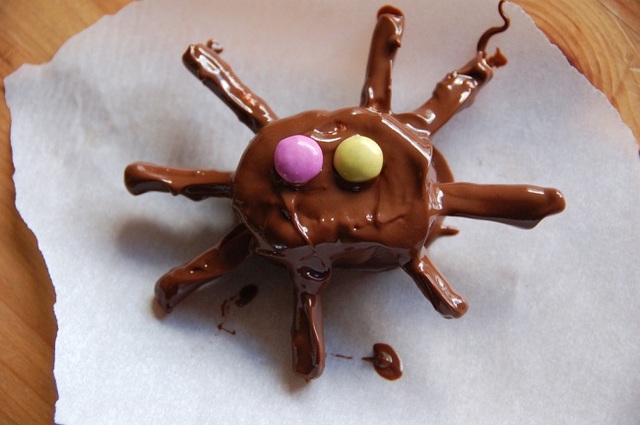 Smarties spiders