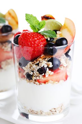 Breakfast sundaes