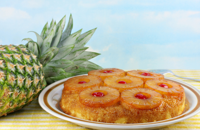 Pineapple upside down cake