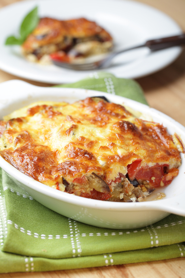 Aubergine and tomato bake 