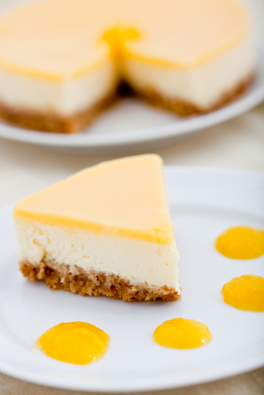 Lemon baked cheesecake