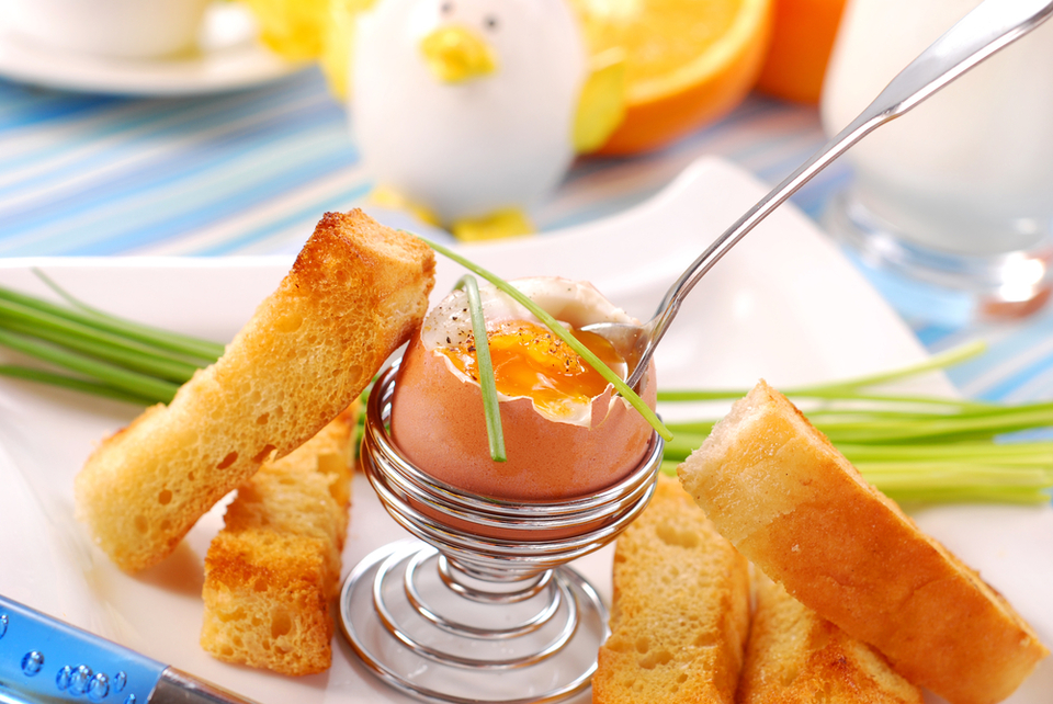 Boiled eggs and soldiers MummyPages.uk