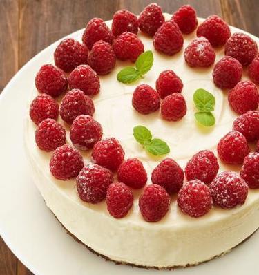 Ricotta and raspberry cheesecake