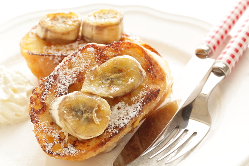 Pan-fried bananas on French toast