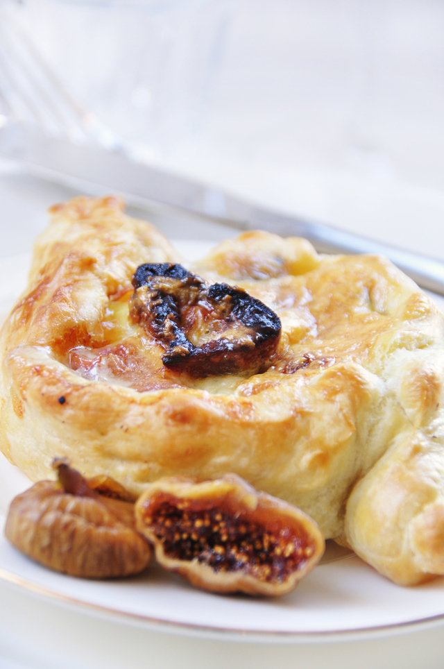 Fig & blue cheese tart MummyPages.uk