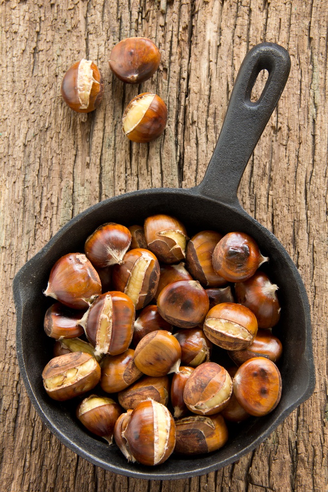 Roast chestnuts | MummyPages.uk