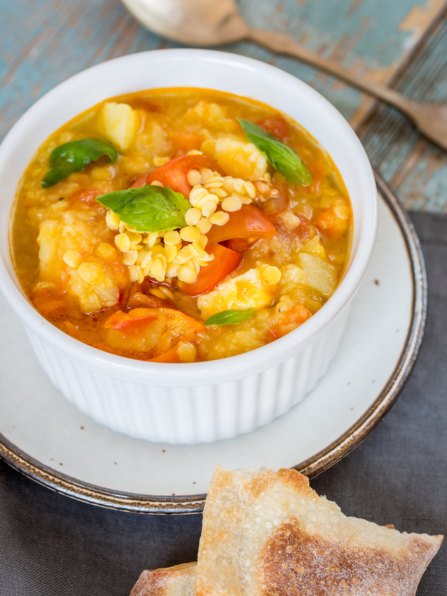 Chicken and orange lentil soup 