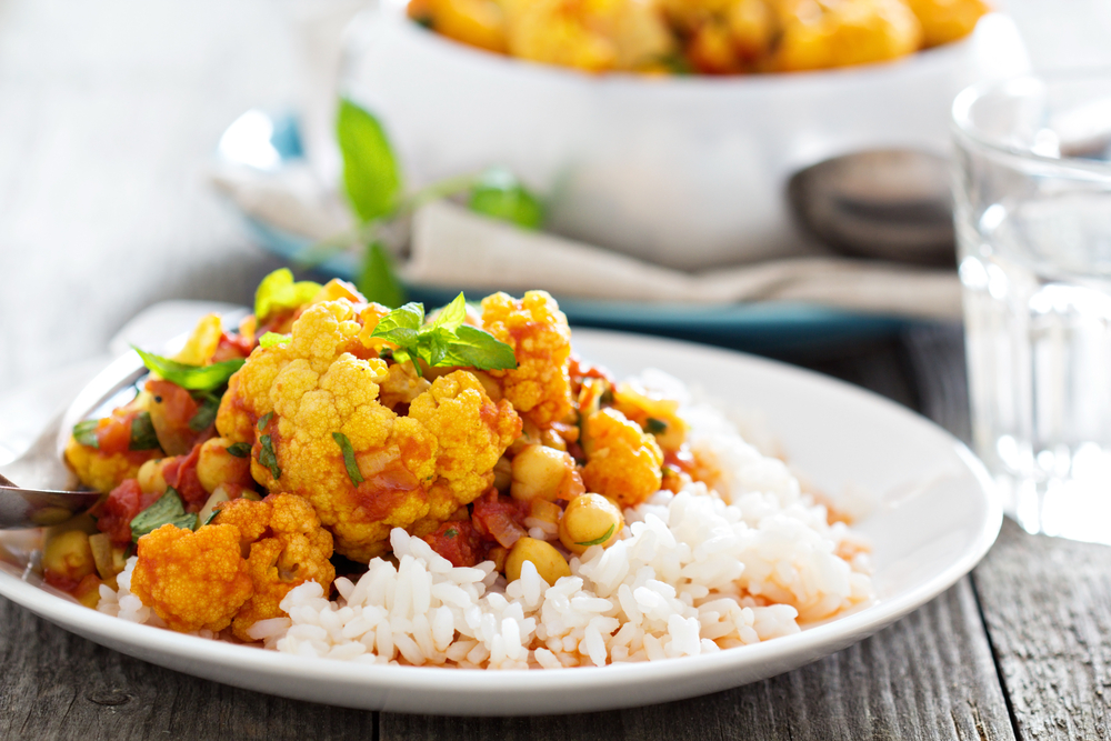 Vegetable Balti with rice and garlic naan | MummyPages.uk