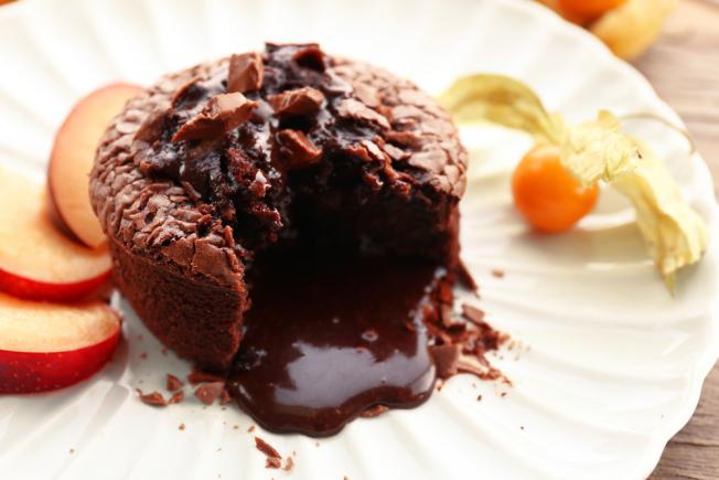 Chocolate pudding with sauce