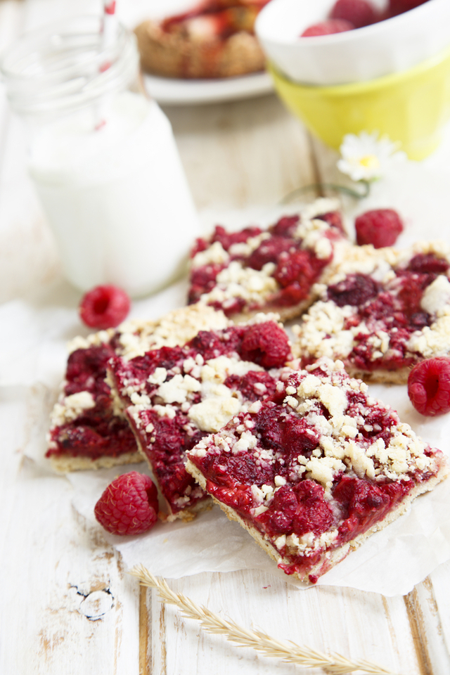 Raspberry slices