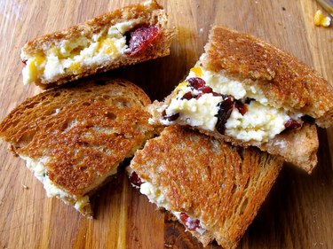 Stilton with cranberry toasties