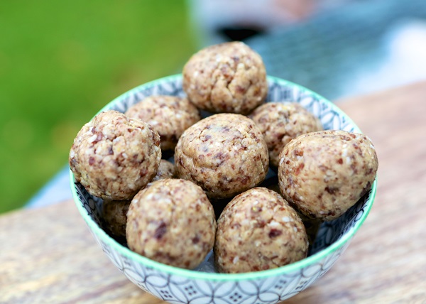 No-Bake Child-Friendly Energy Balls