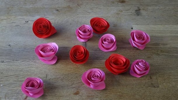 Paper roses