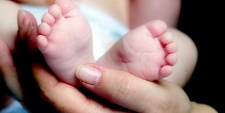 From ‘vulnerable’ to ‘comfortable’: How parents can share Baby’s birth experience