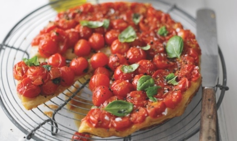 Tomato & basil tarte tatin