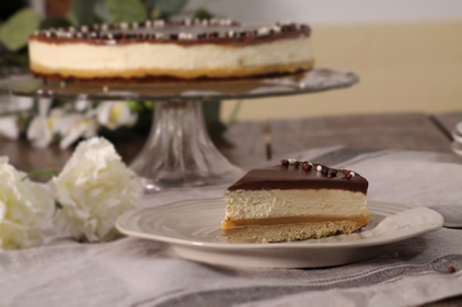 Millionaire shortbread cheesecake