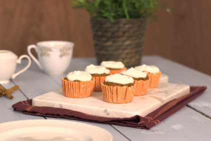 Healthy carrot cakes