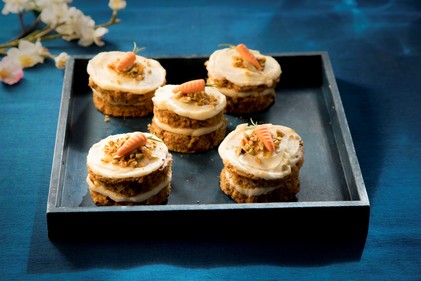 Mini carrot cakes