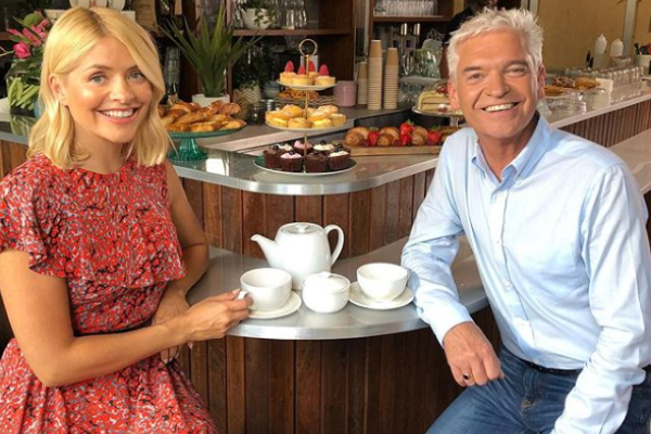 This is how long we have to wait until Holly is reunited with Phillip Schofield 