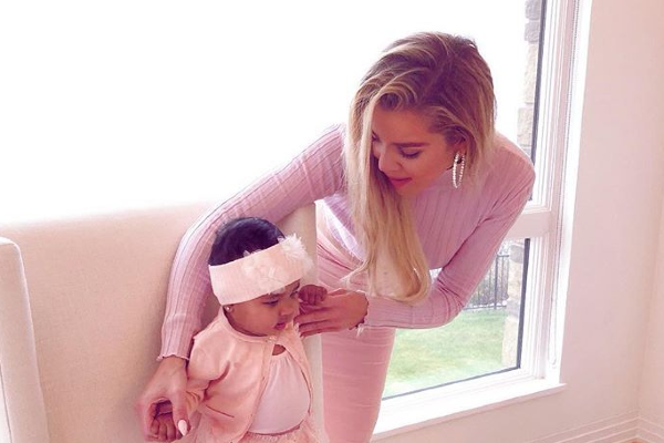 Christmas angels: Khloé shares first photos of Christmas with True
