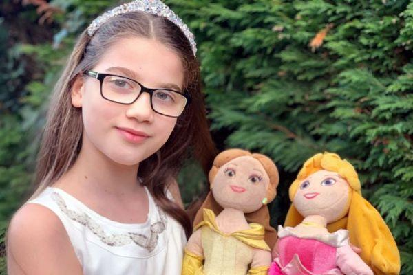 Little girl writes letter to Disney asking them to create princesses who wear glasses