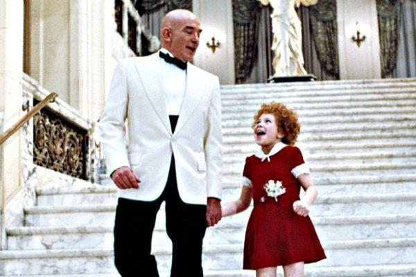Actor Albert Finney, who played Daddy Warbucks in Annie, has passed away