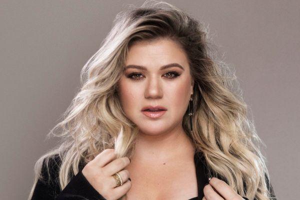 Kelly Clarkson has firm views about telling kids that the Easter Bunny exists 