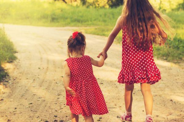 Why your sibling is good for your health (according to science) 