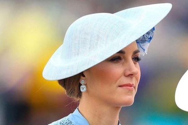 Kate Middleton dazzles in striking blue dress at Royal Ascot