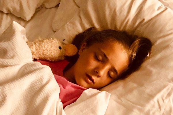 10 tips to help your child control their bedwetting