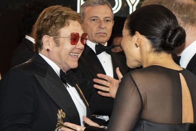 Elton John defends Prince Harry and Meghan amid private plane controversy