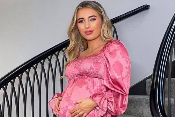 Dani Dyer reveals her gorgeous maternity range and were in love
