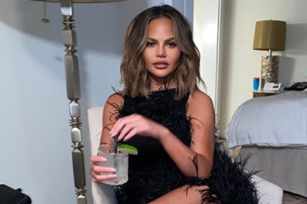 Chrissy Teigen admits shes in a grief depression hole following pregnancy loss