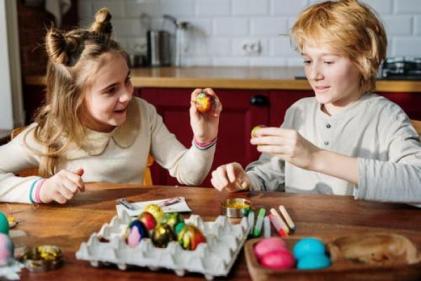 Using teamwork games to combat sibling rivalry