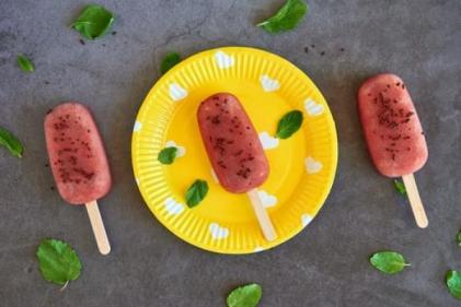 Dreamy ice popsicle recipes: Our three favourites to beat the heat this summer!