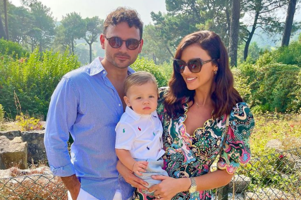 Lucy Mecklenburgh rushes baby Roman to hospital after finding him blue in his cot 