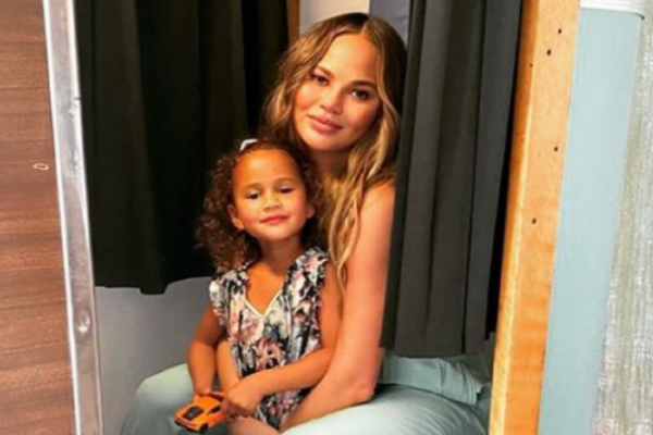 Chrissy Teigen shares real and relatable post about miscarriage recovery