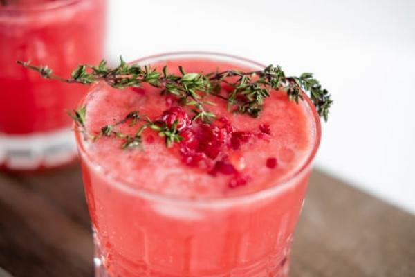 Cosy cocktail recipes: Cranberry and thyme G&T