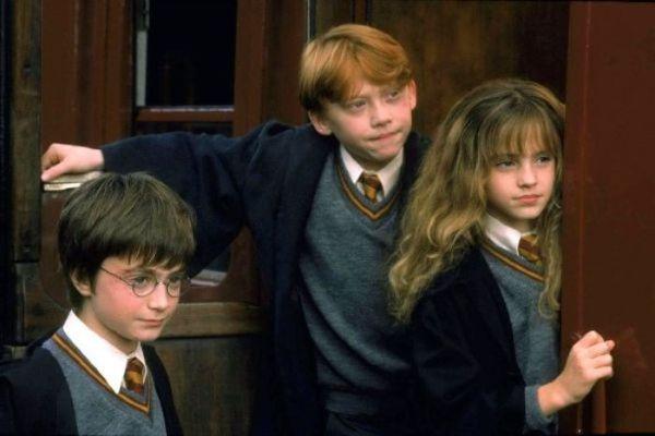 Emma Watson, Rupert Grint & Daniel Radcliffe reunite for the ‘Return to Hogwarts’ special