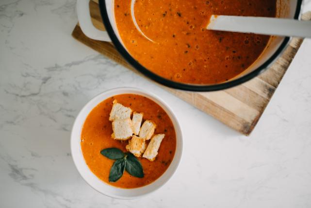It is already SOUP weather! 14 recipes to keep you warm this winter