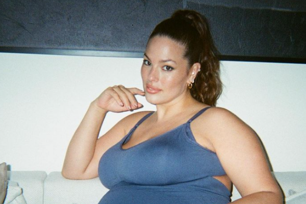 Ashley Graham shares first photo of twins & announces their gorgeous names