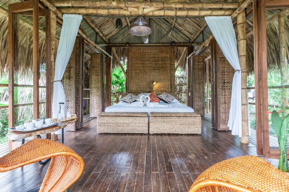 Dreaming of a holiday? These 10 wow-worthy Airbnbs are absolutely incredible!